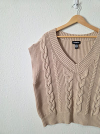 Cable Knit Sweater Vest (L)
