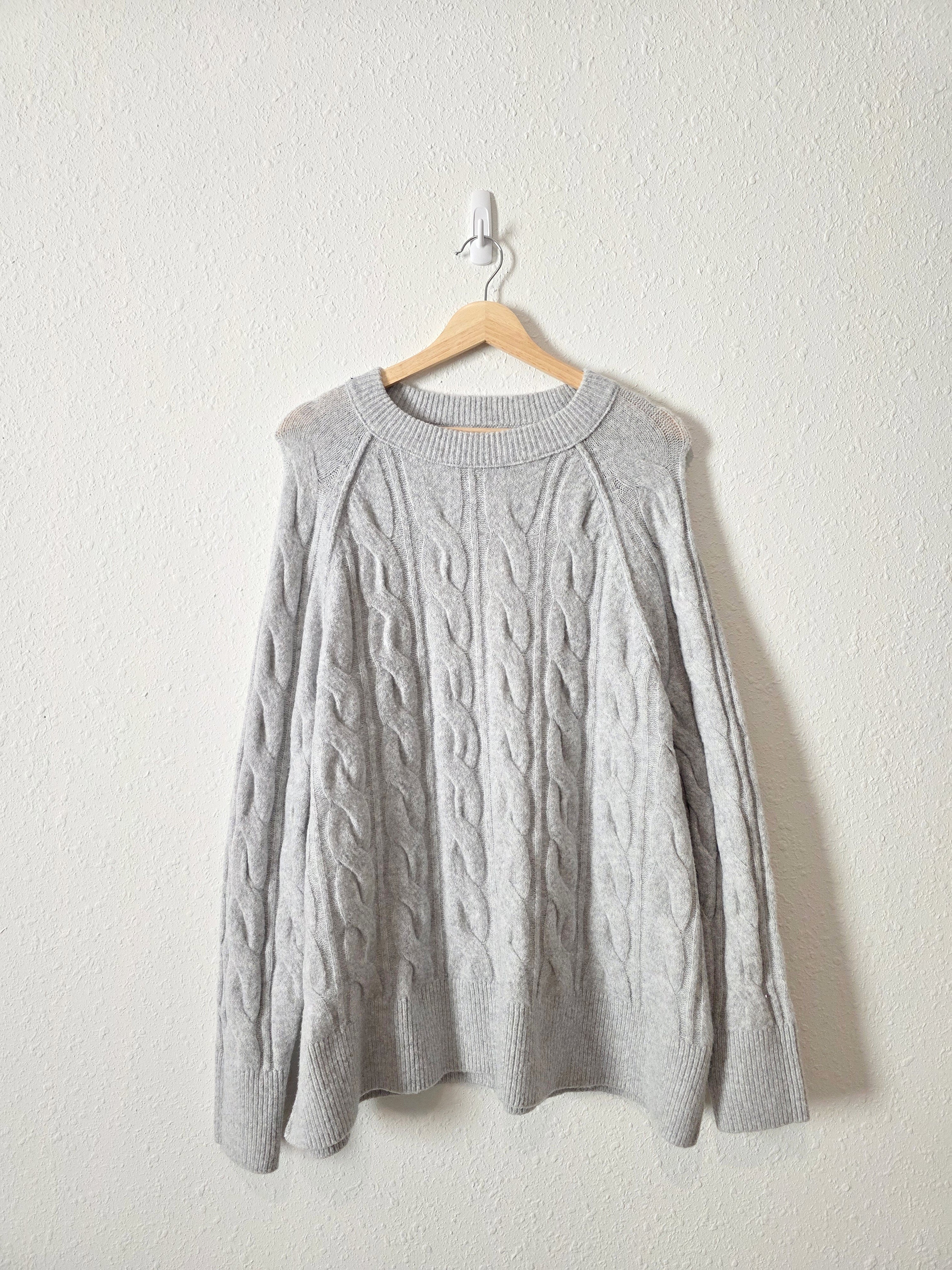 NEW Aerie Cozy Cable Knit Sweater (M)