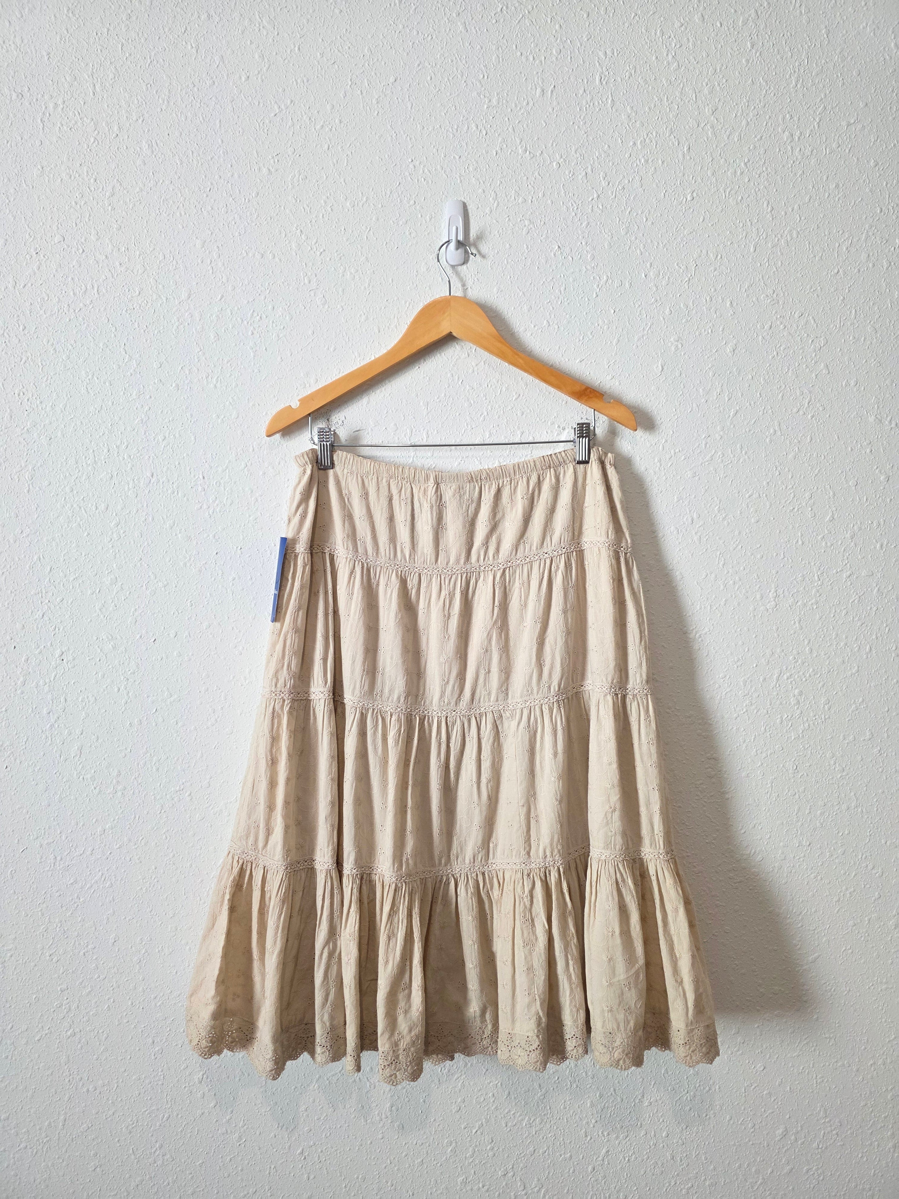 NEW Vintage Embroidered Skirt (6)