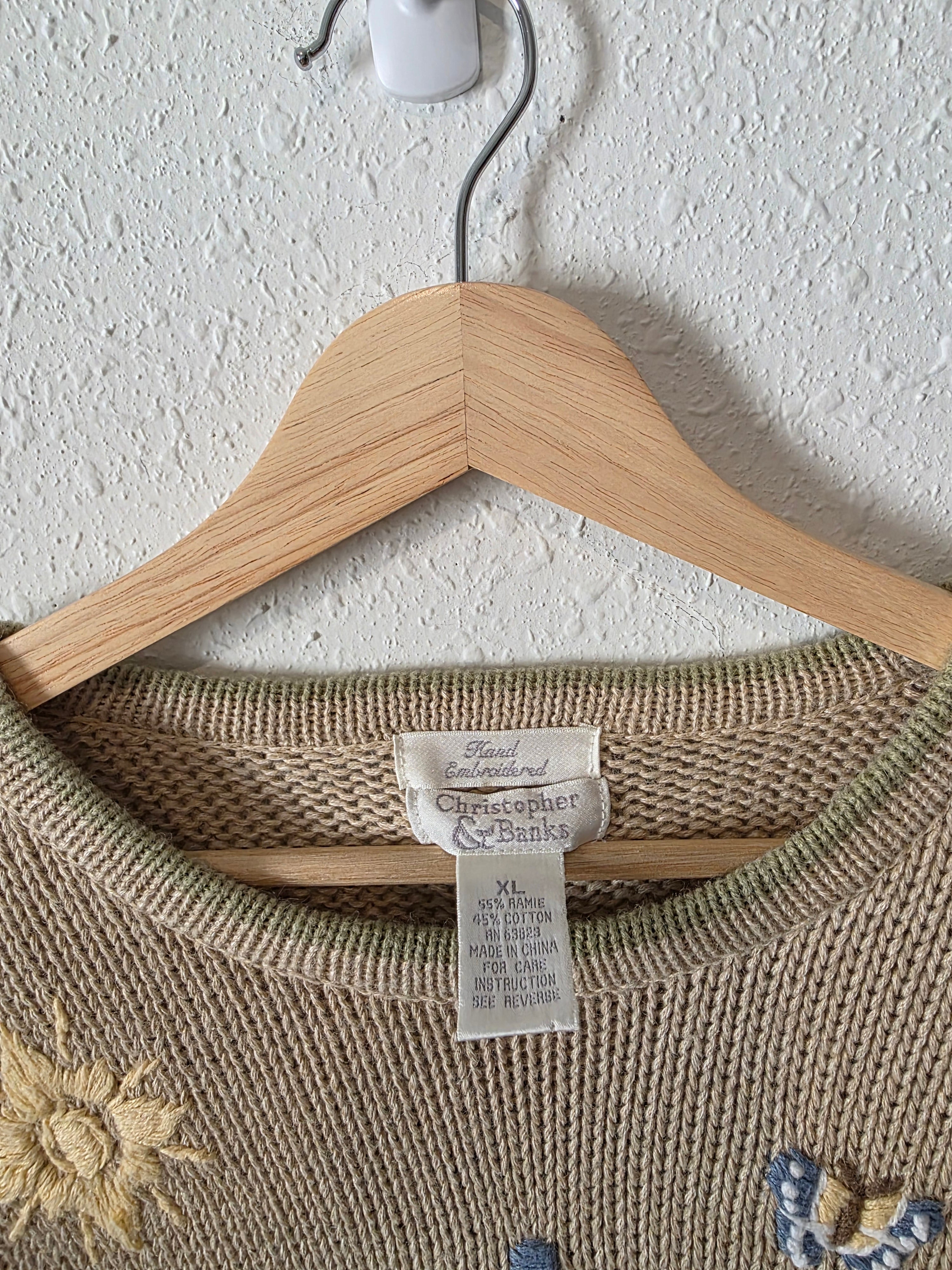 Vintage Embroidered Birdhouse Sweater (XL)