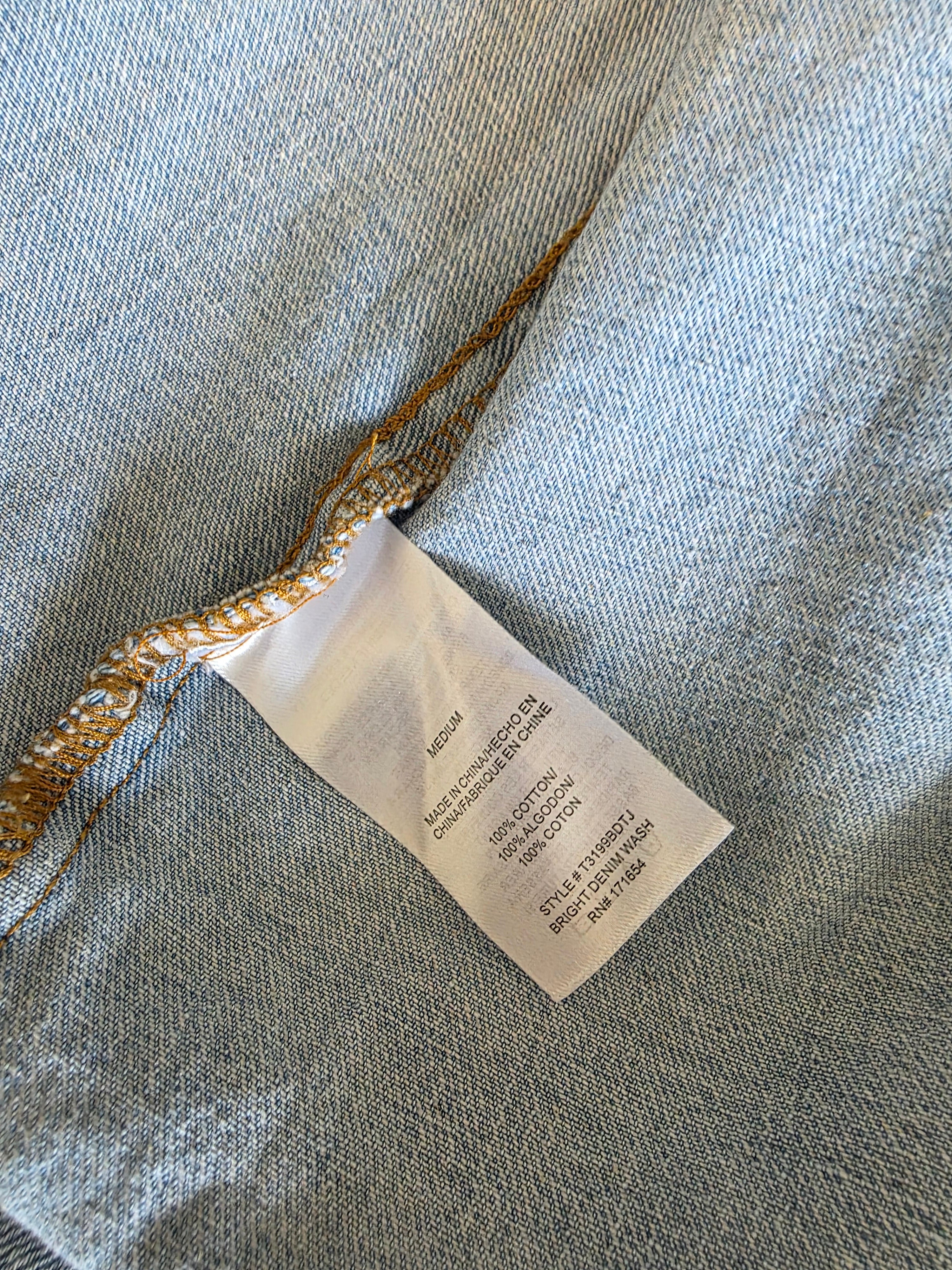 Boxy Denim Button Up Shirt (M)