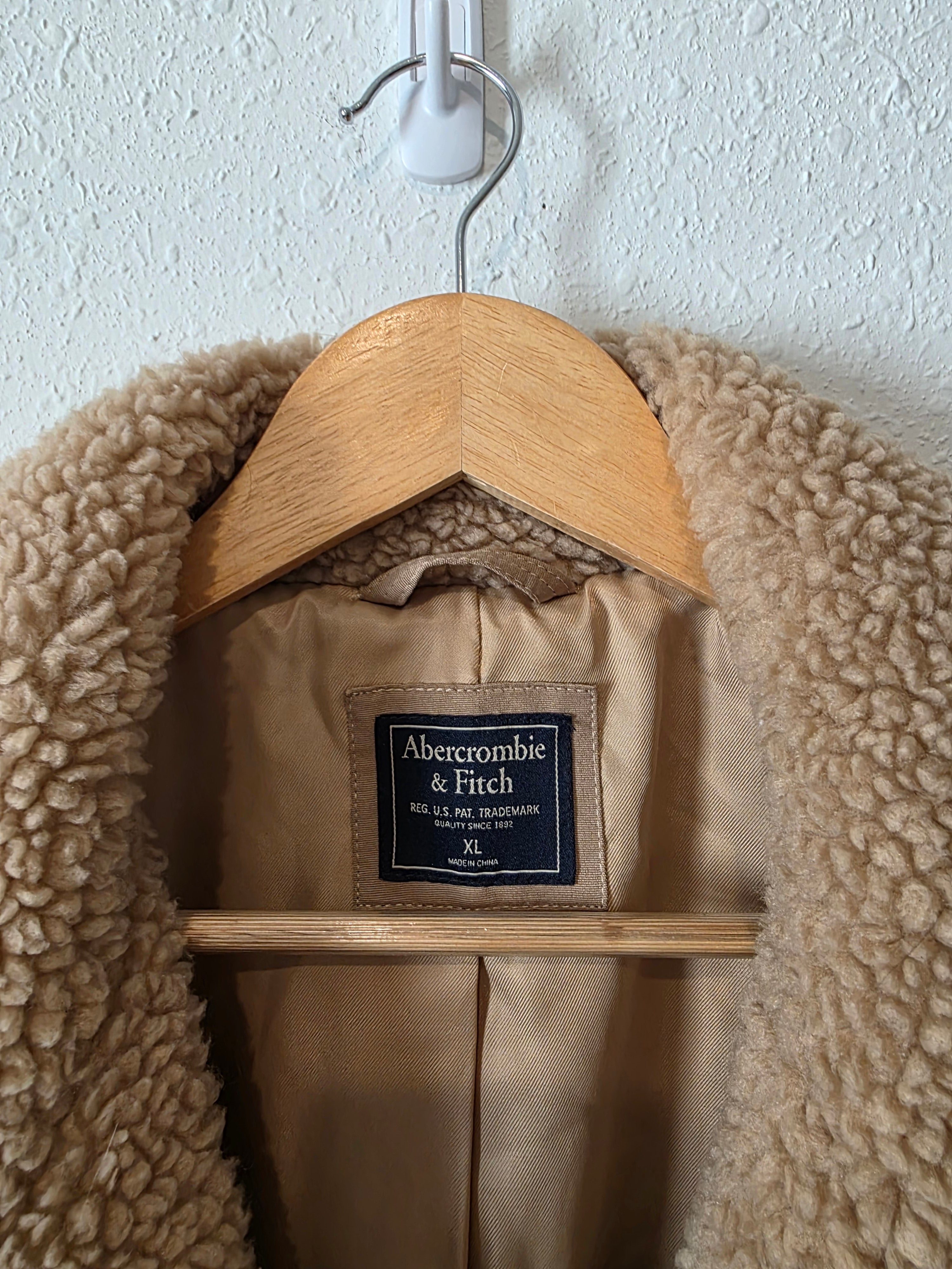 Abercrombie Long Sherpa Peacoat (XL)