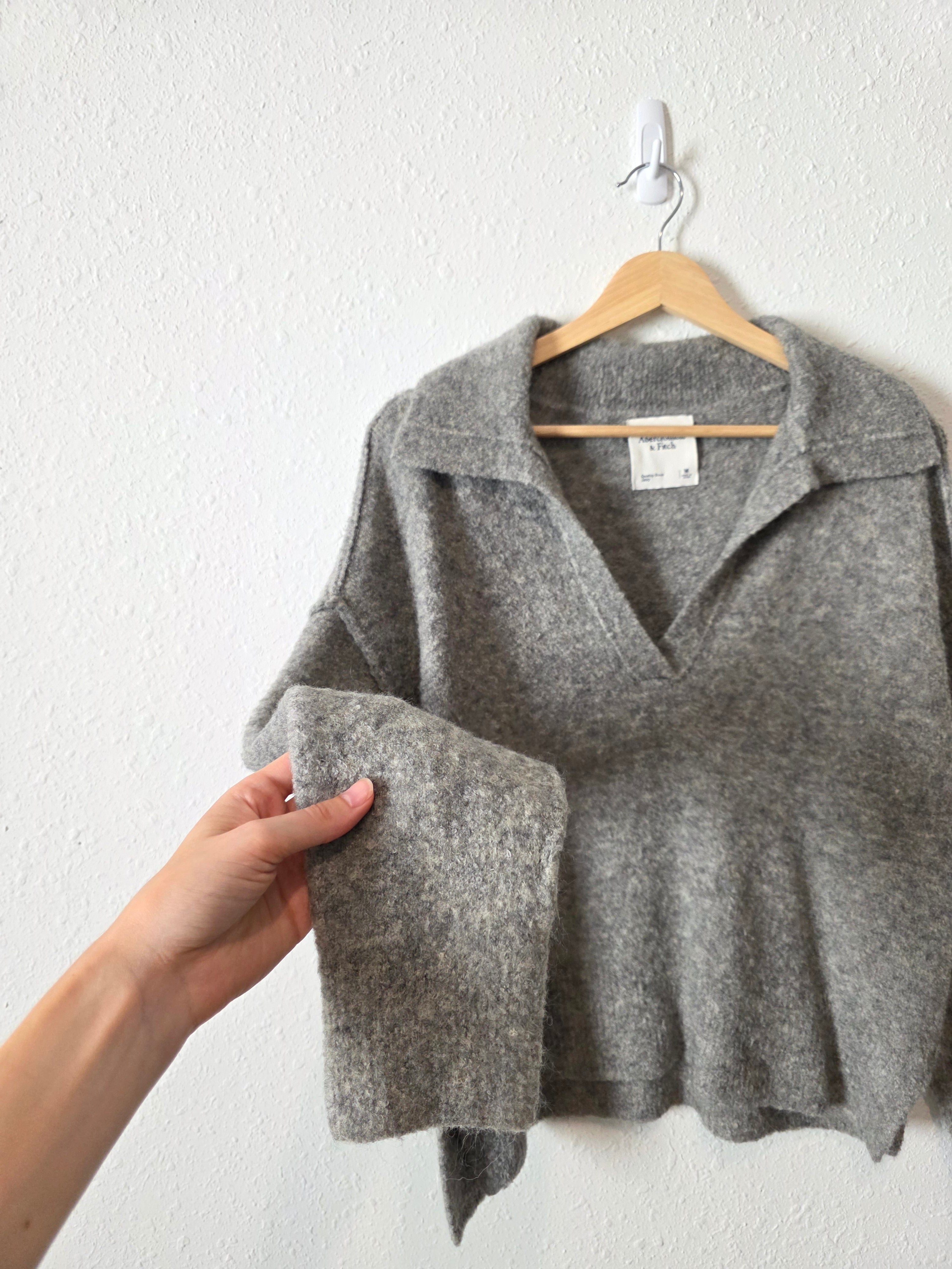 Abercrombie Gray Collared Sweater (M)