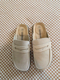 NEW Cushionaire Suede Clogs (9)