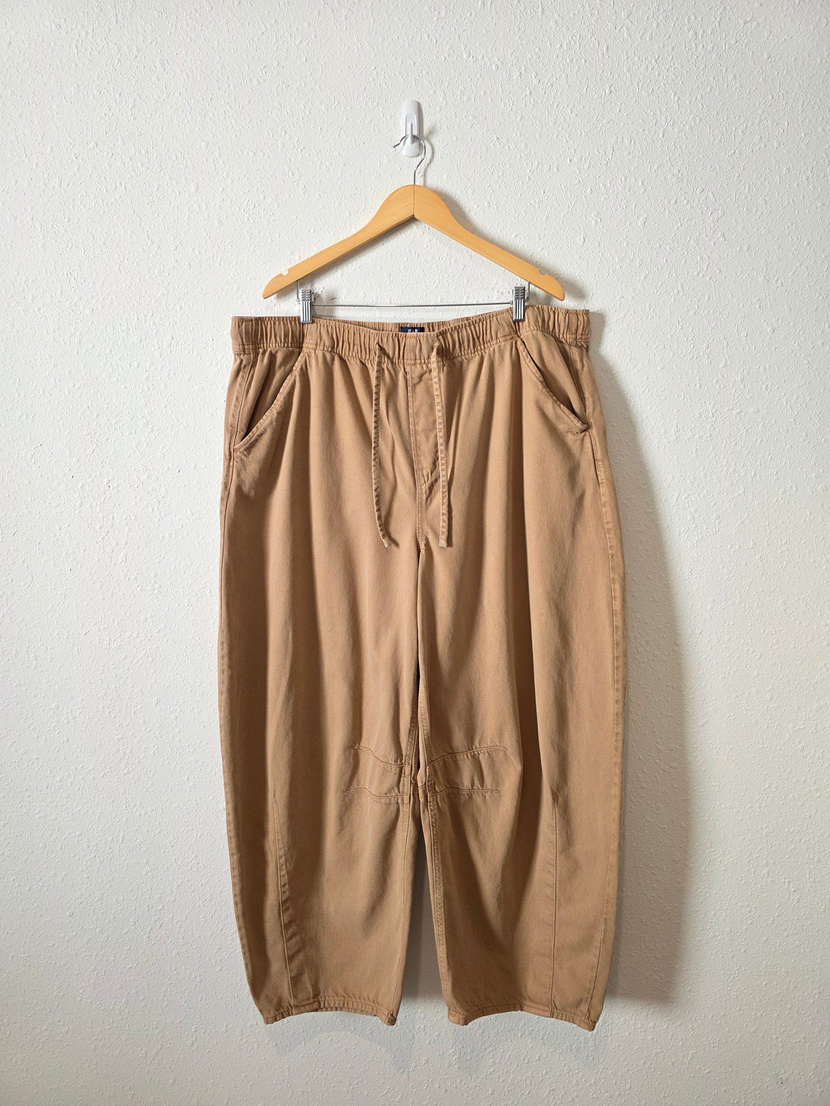 Gap Pull On Horseshoe Jeans (XXL tall)