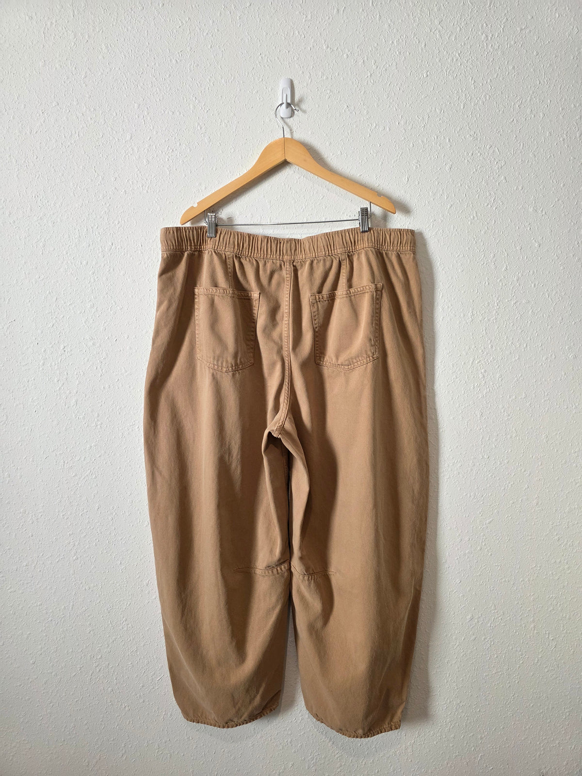 Gap Pull On Horseshoe Jeans (XXL tall)