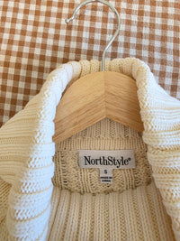Vintage Cable Knit Turtleneck Sweater (S)