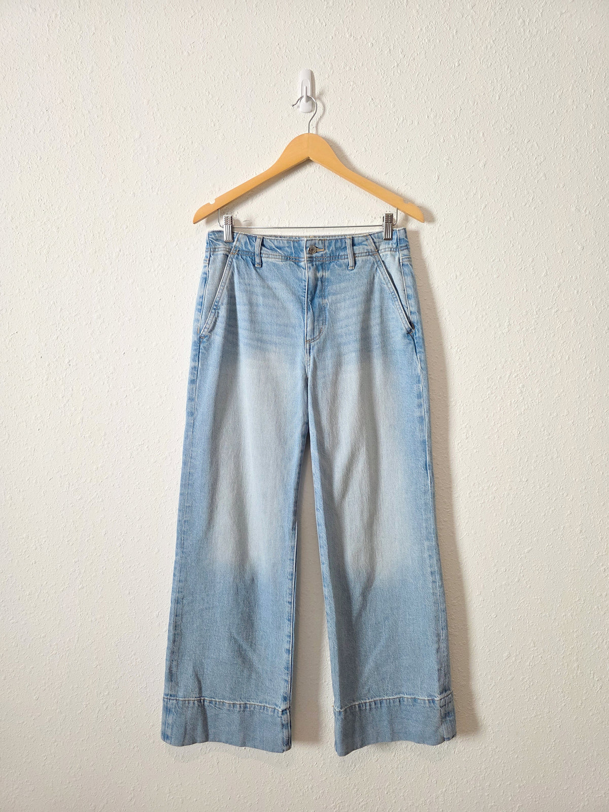 Loft Light Wash Wide Leg Jeans (28/6)