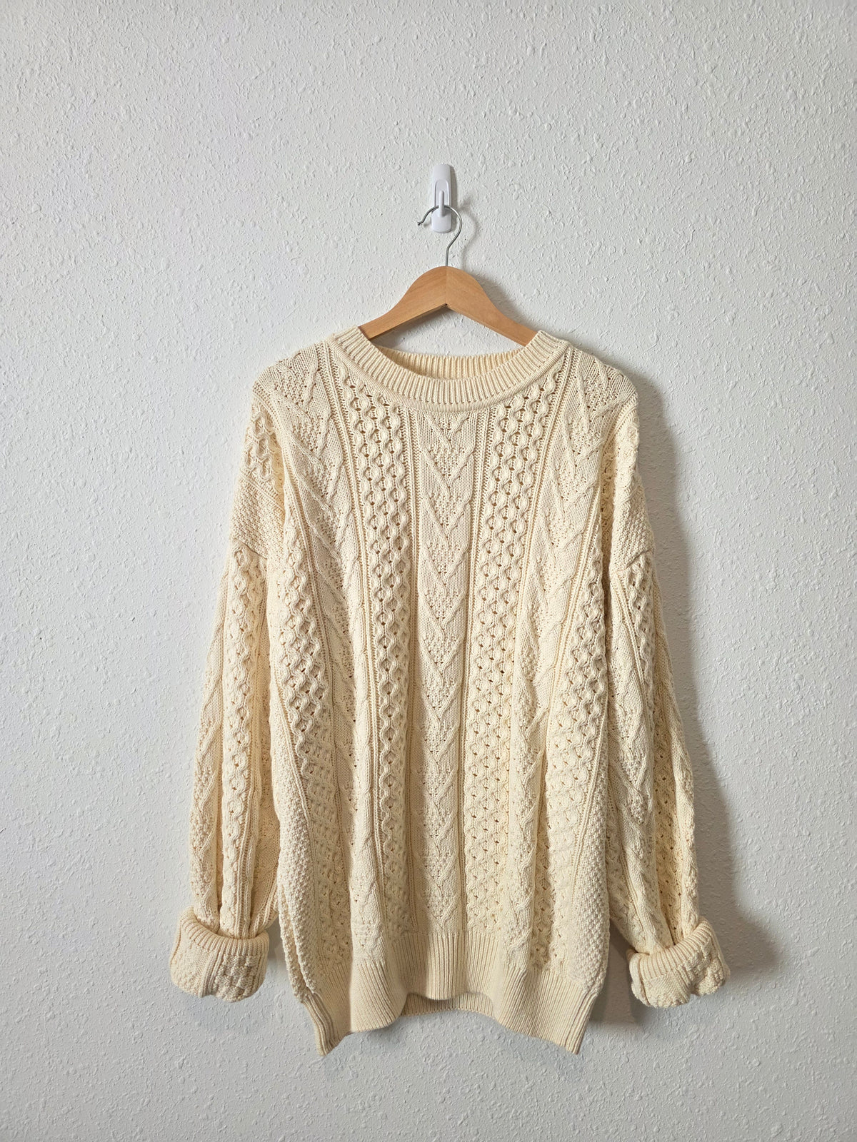 Vintage Chunky Cable Knit Sweater (XL)