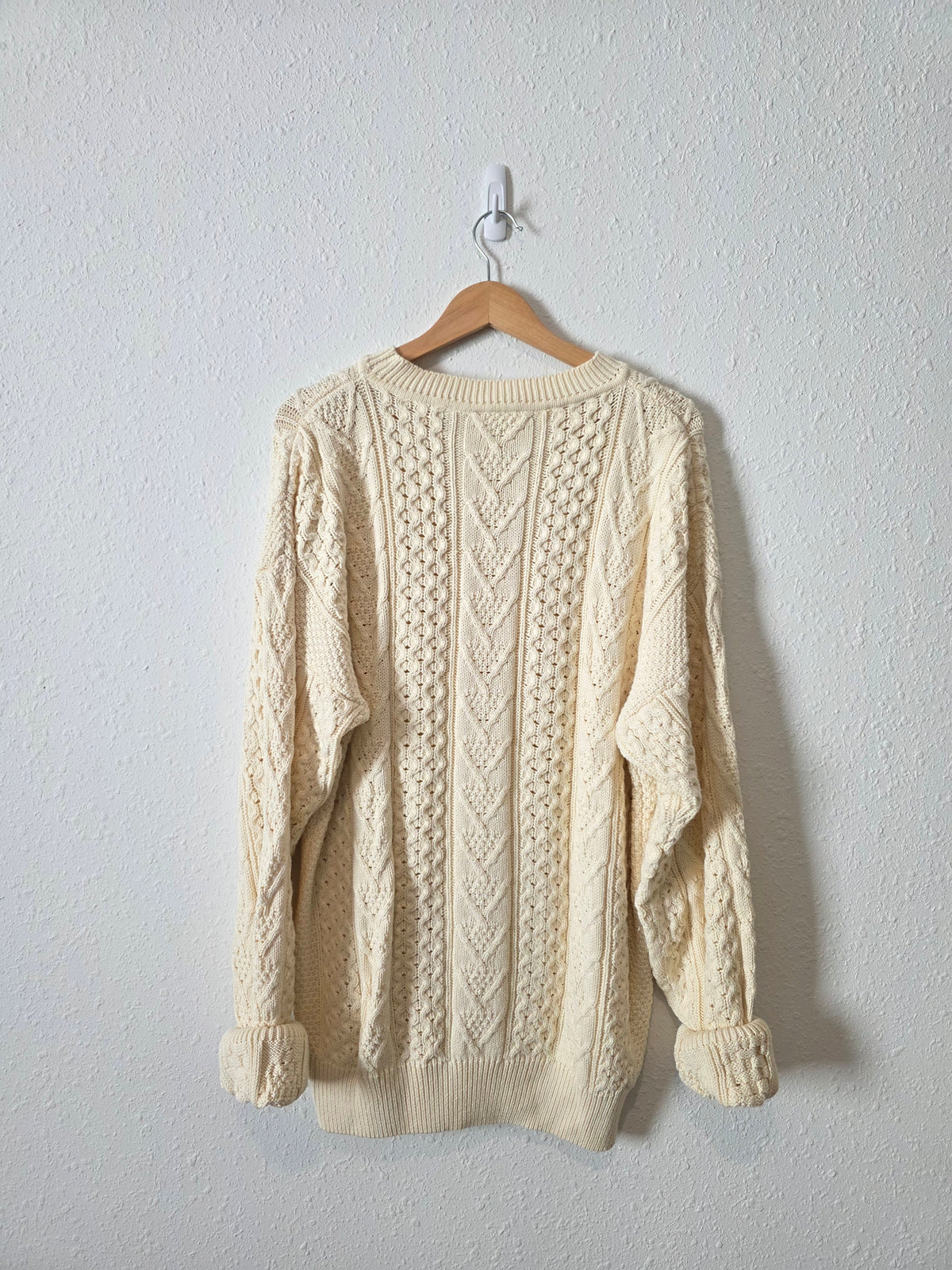 Vintage Chunky Cable Knit Sweater (XL)