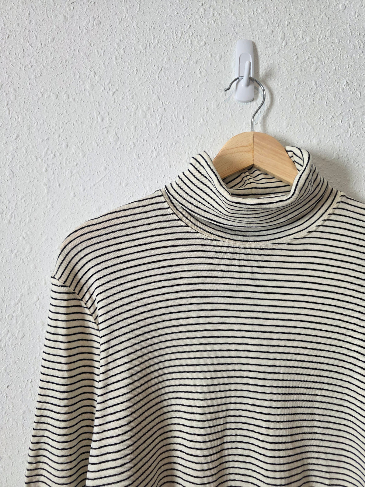 NEW Vintage Striped Turtleneck Top (L)