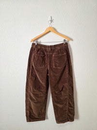 Aaron & Amber Brown Corduroy Barrel Jeans (L)