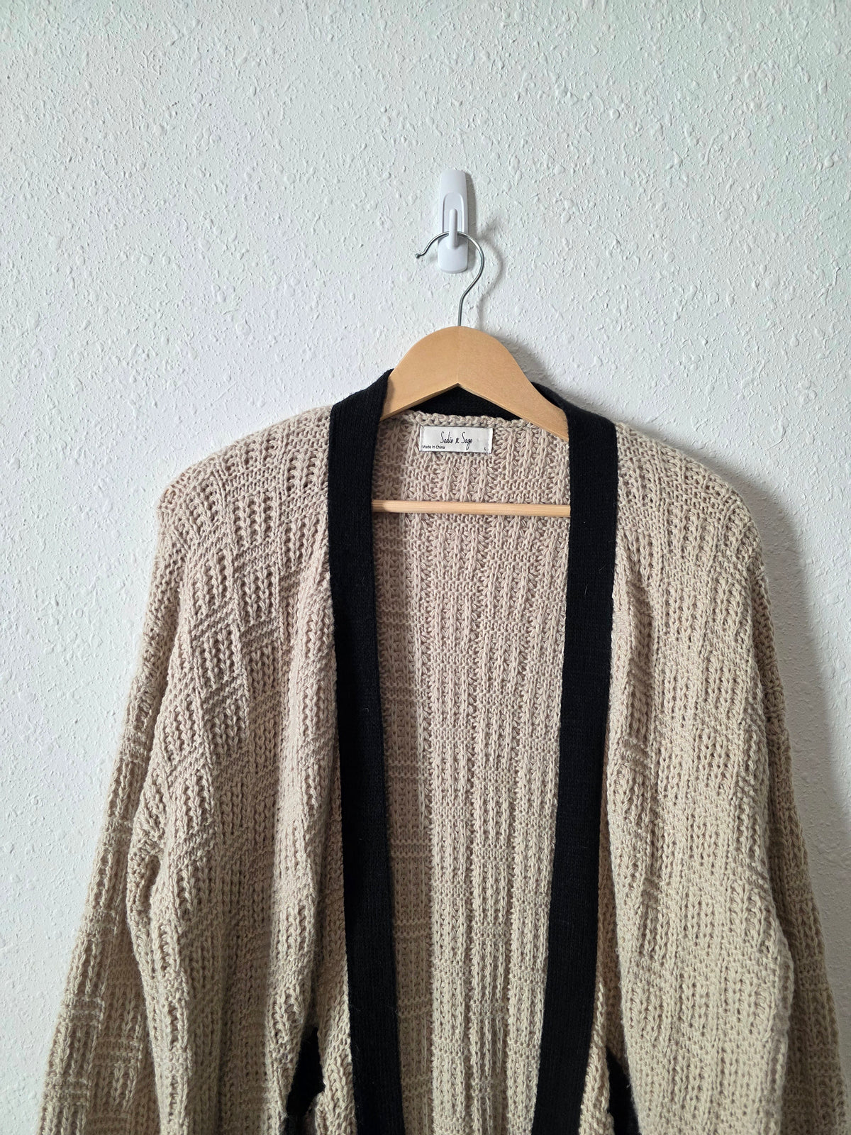 Sadie & Sage Long Knit Cardigan (L)