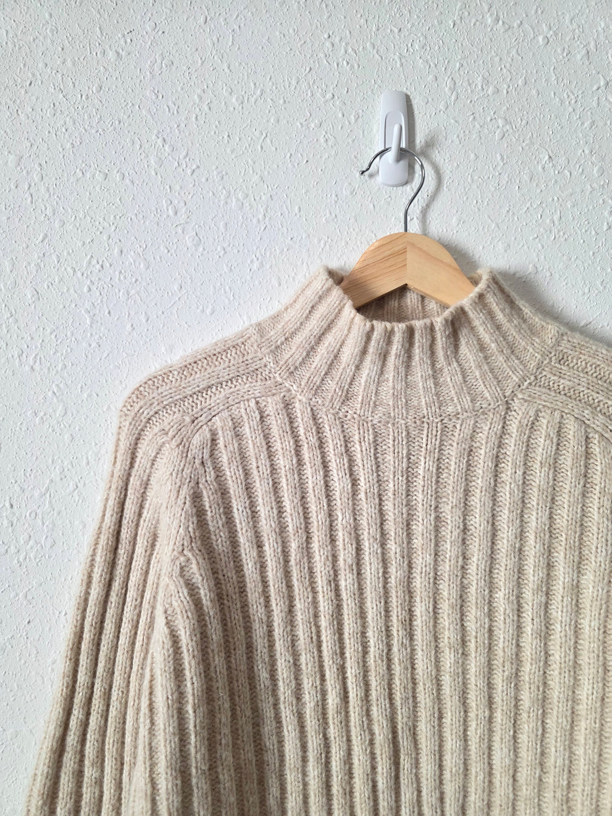 Vintage Wool Blend Turtleneck Sweater (L)
