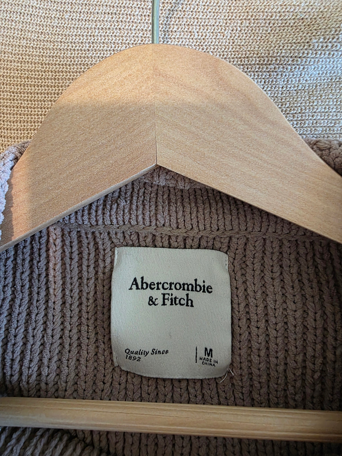 Abercrombie Chenille Knit Sweater (M)