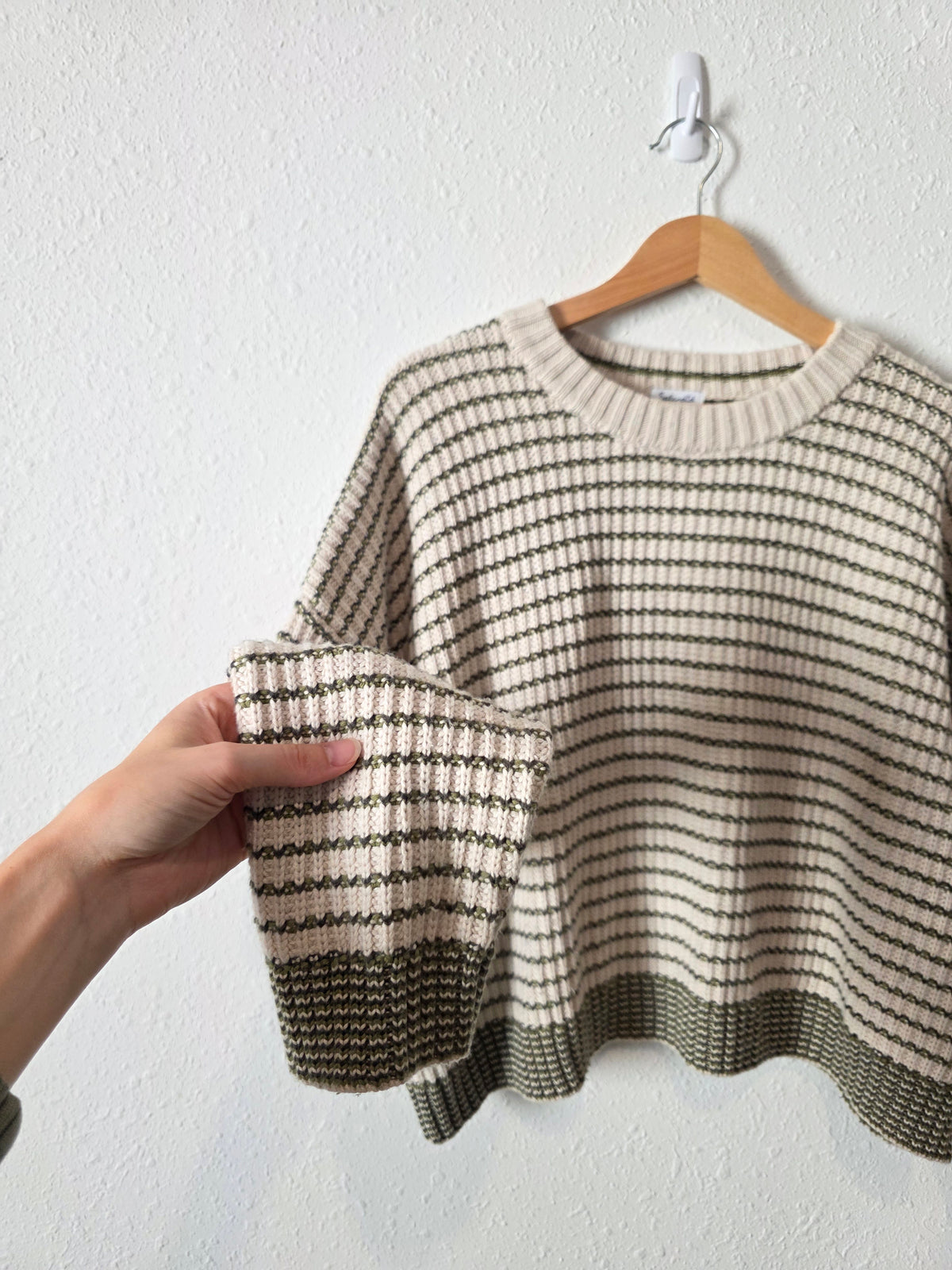 Splendid Striped Crewneck Sweater (XL)