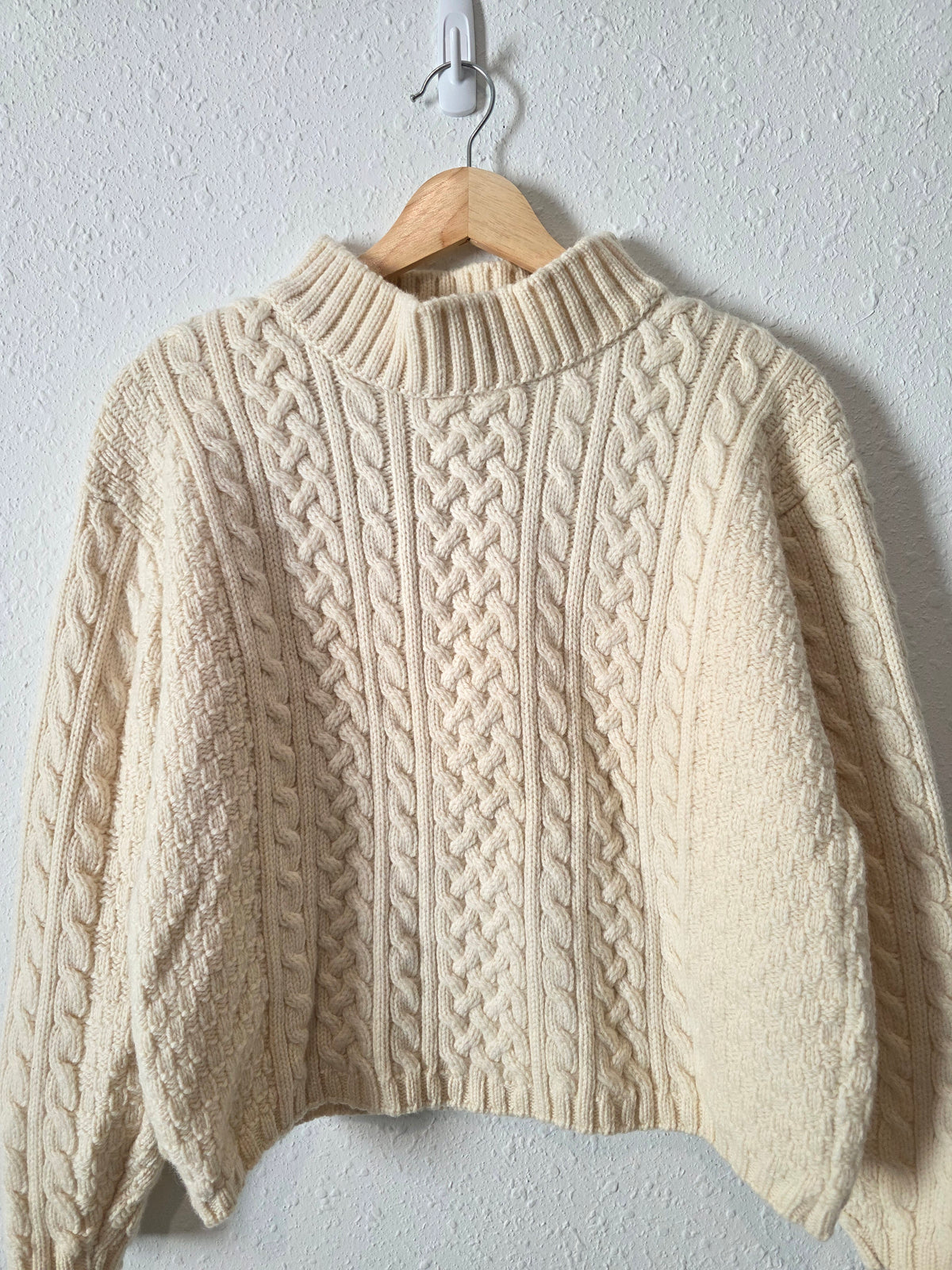 Vintage Merino Wool Cable Knit Sweater (XS)