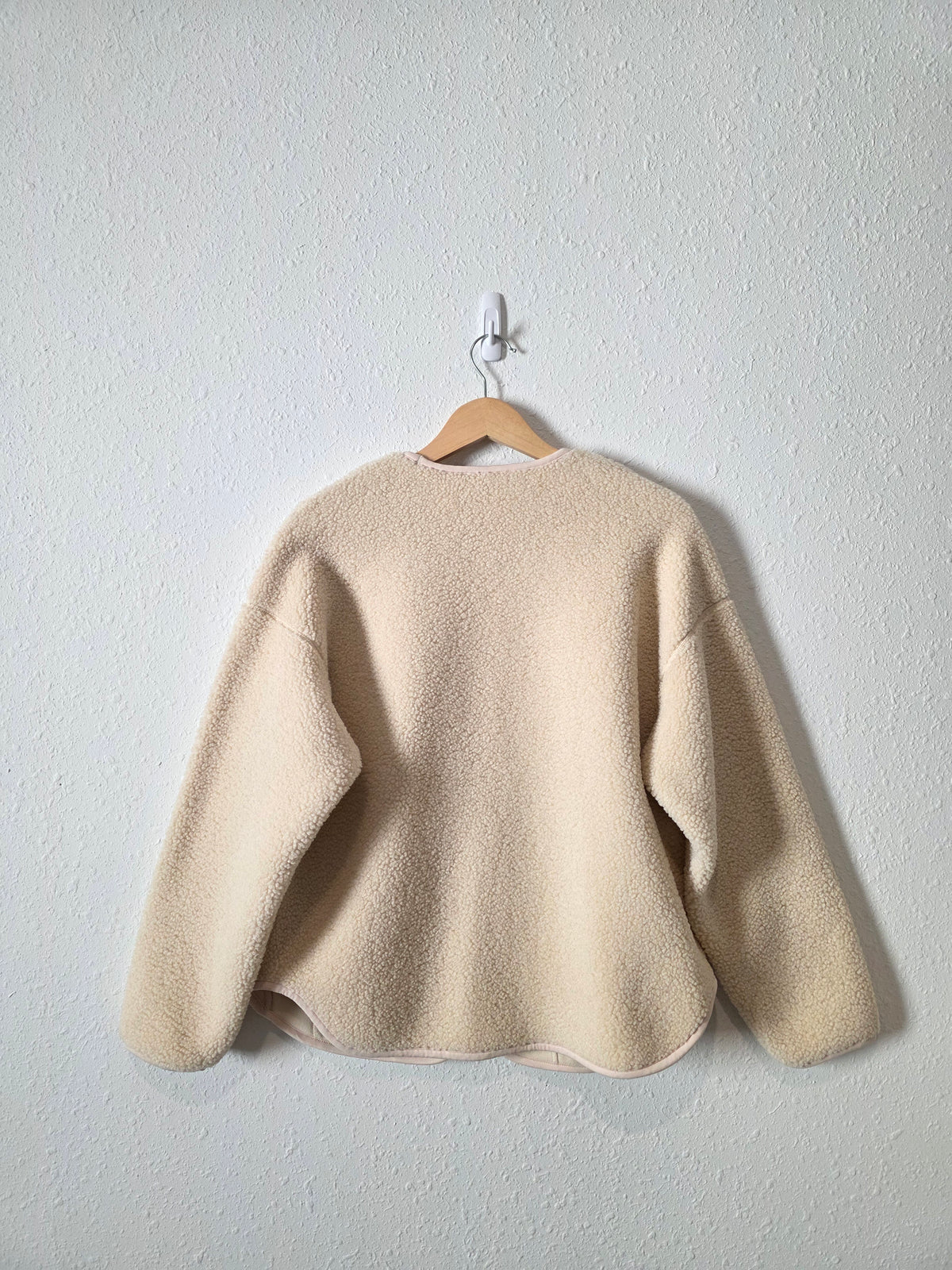 Oversized Button Up Sherpa Jacket (XS)