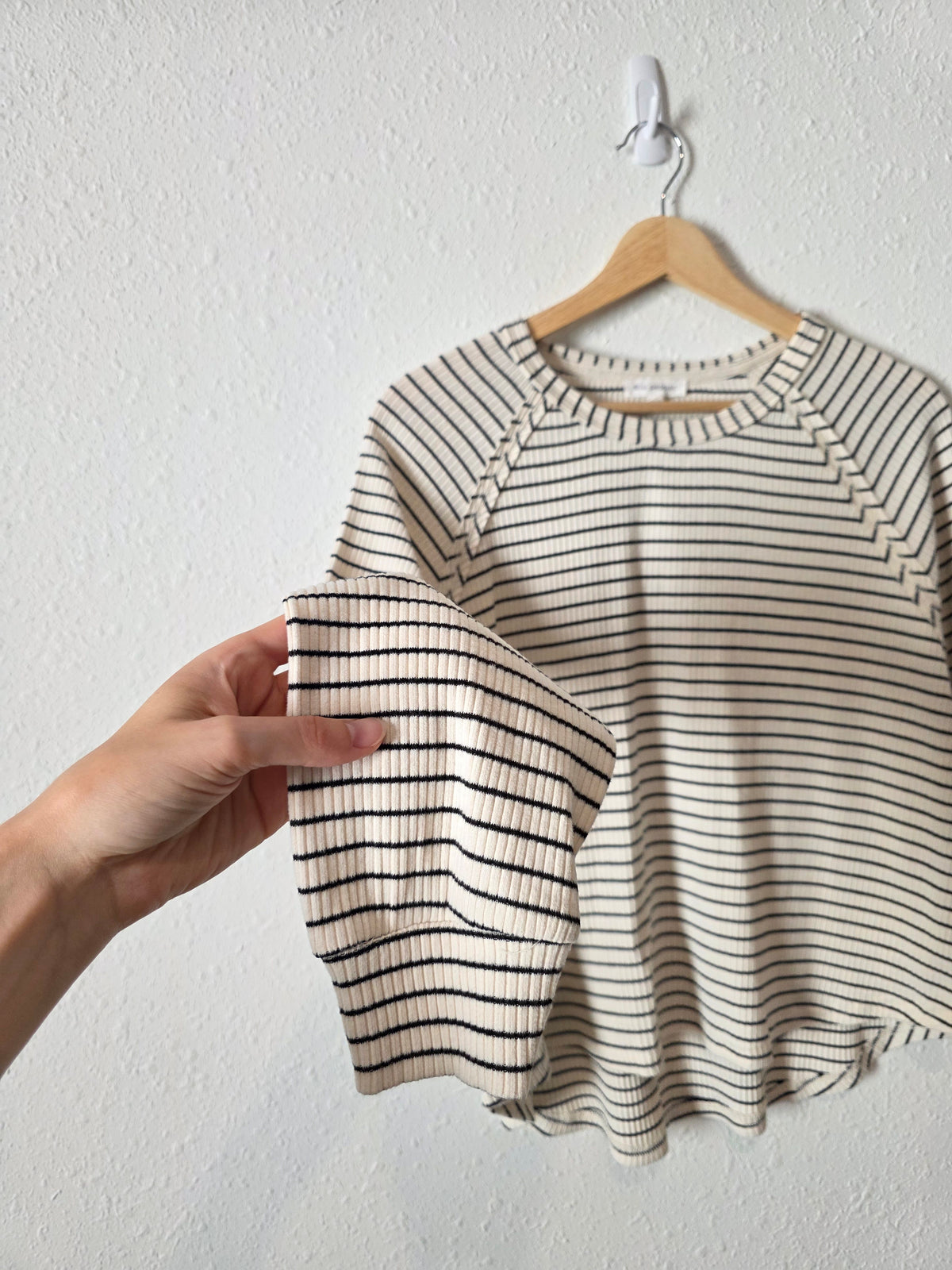 Blu Pepper Striped Crewneck Tee (L)