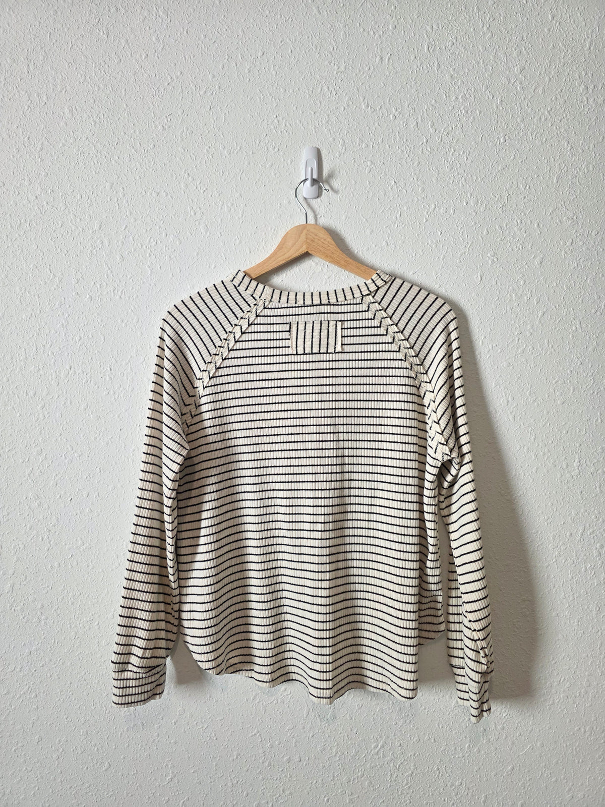 Blu Pepper Striped Crewneck Tee (L)