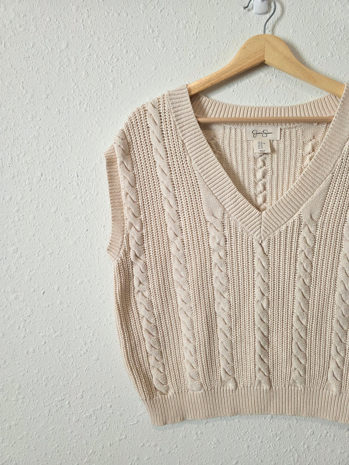 Cable Knit Sweater Vest (XL)
