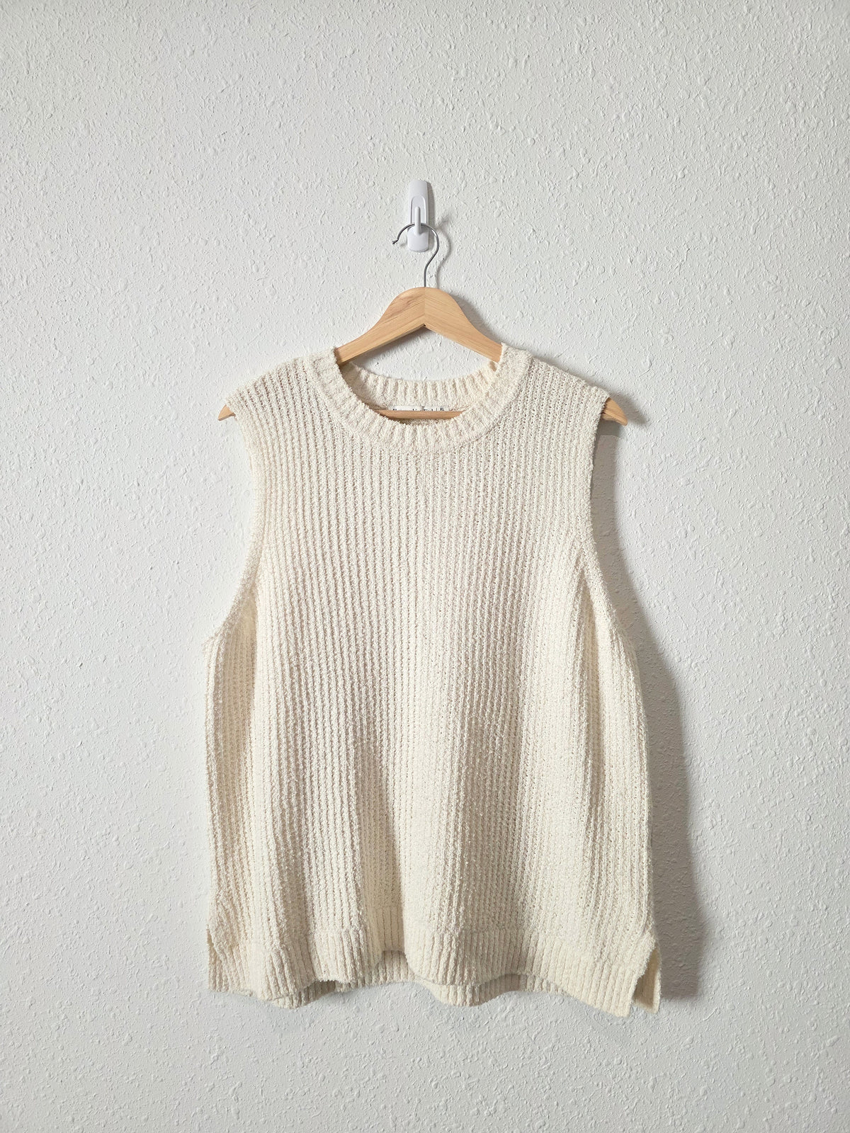Abercrombie Textured Sweater Tank (XL)