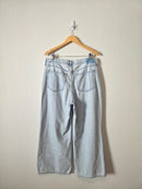 Abercrombie Light Wash Wide Leg Jeans (32/14 short)