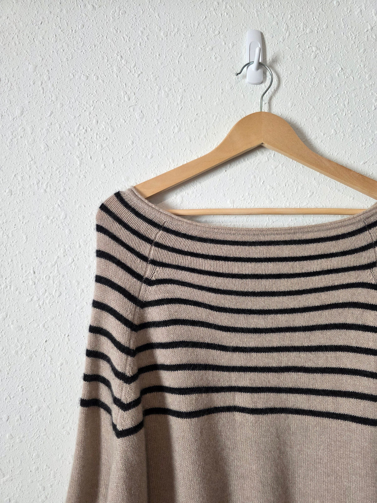 Striped Cashmere Relaxed Sweater (S)