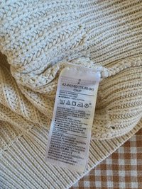 Gap Cream Ribbed Knit Sweater (S)