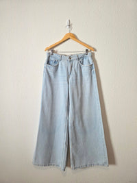 Zara Light Wash Wide Leg Jeans (8)