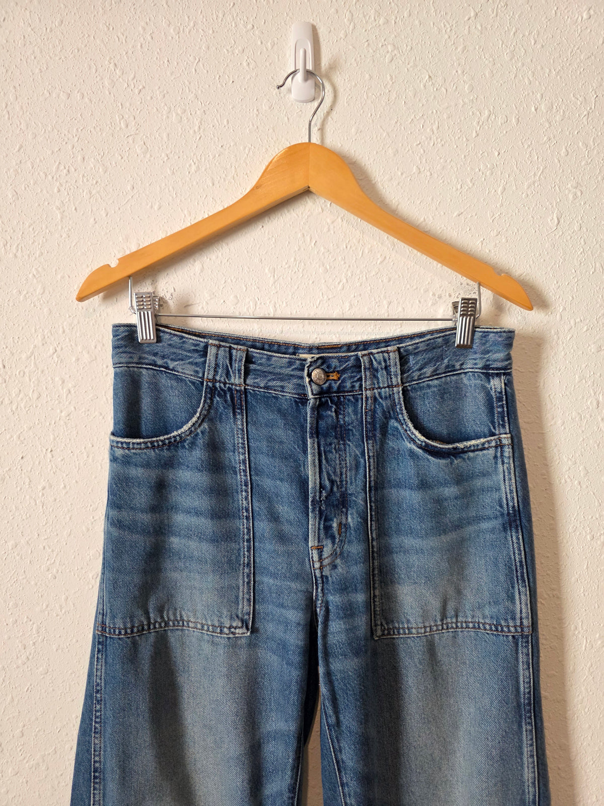 Madewell The Darted Barrel Leg Jean (25)