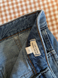Madewell The Darted Barrel Leg Jean (25)