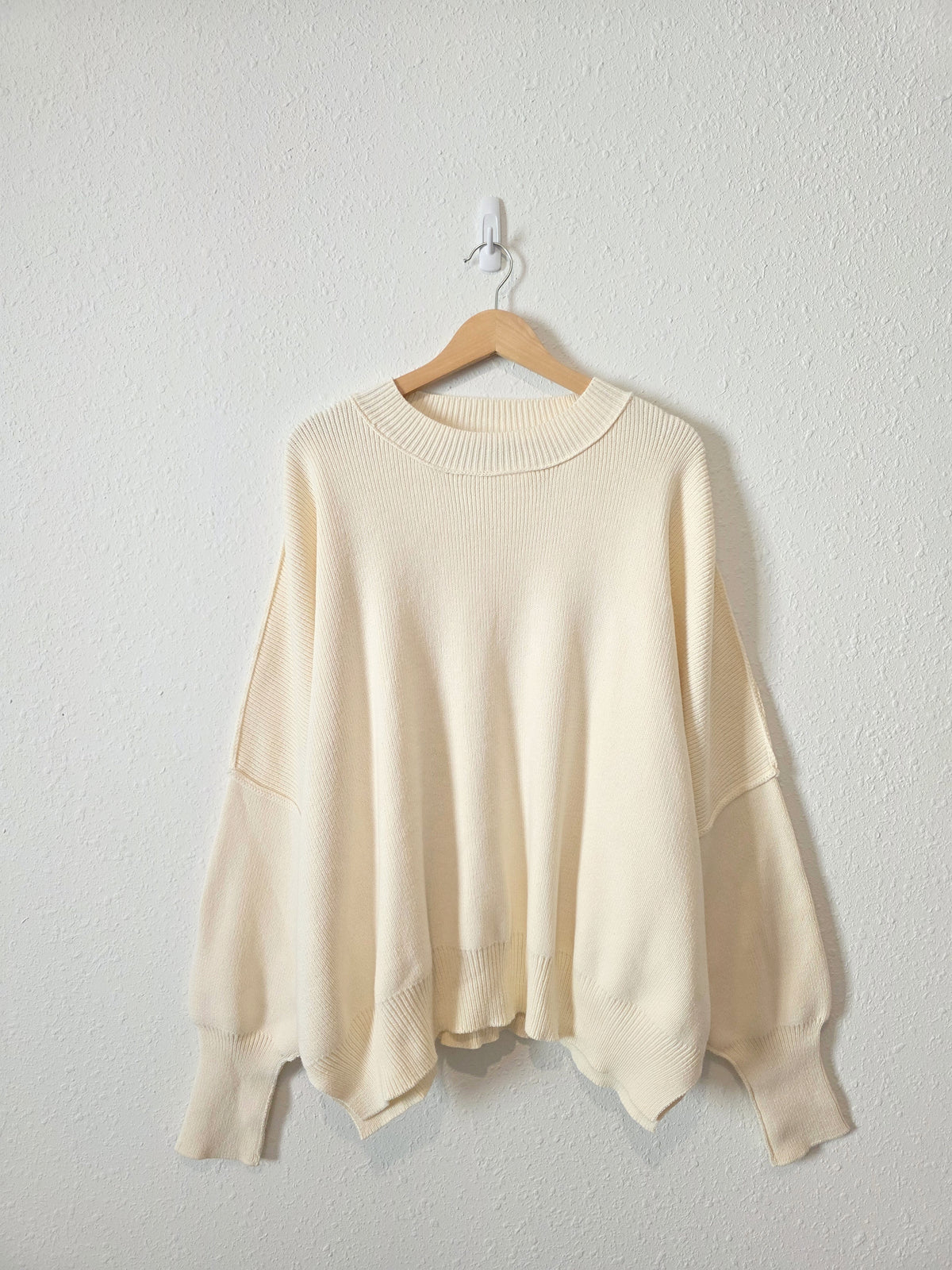 Vici Oversized Crewneck Sweater (XL)