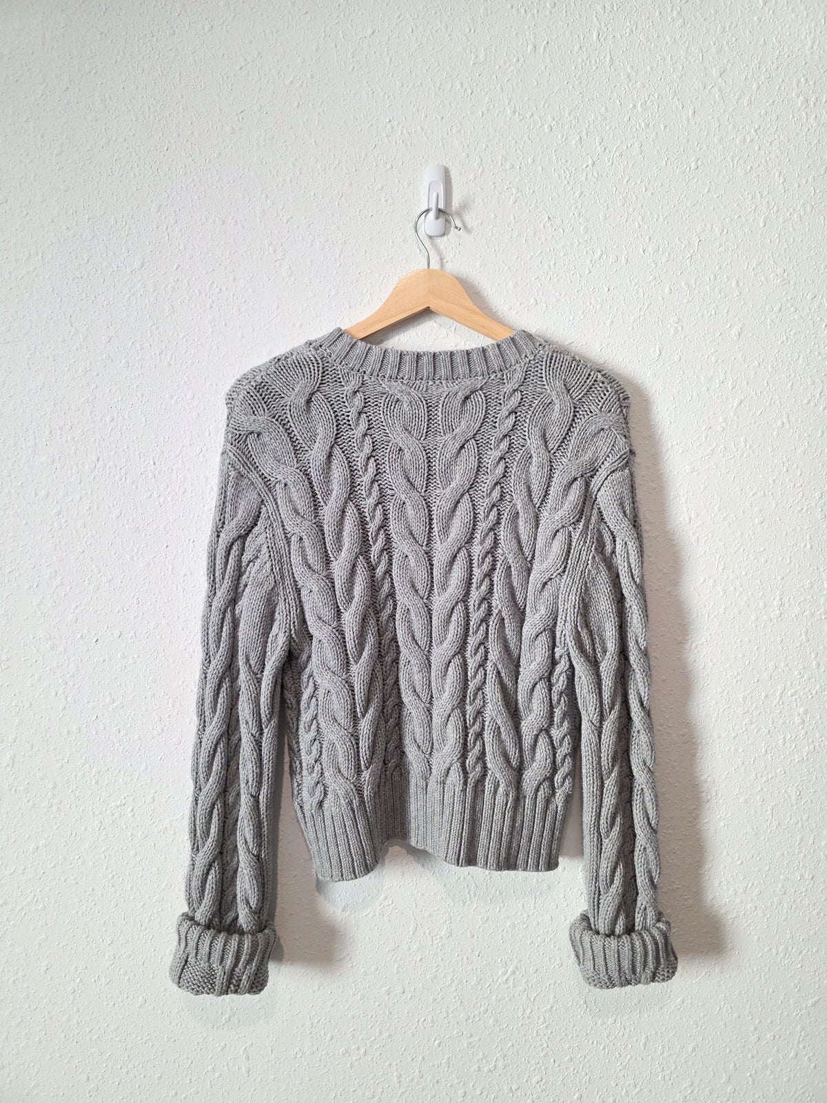 Abercrombie Gray Cable Knit Cardigan (L)