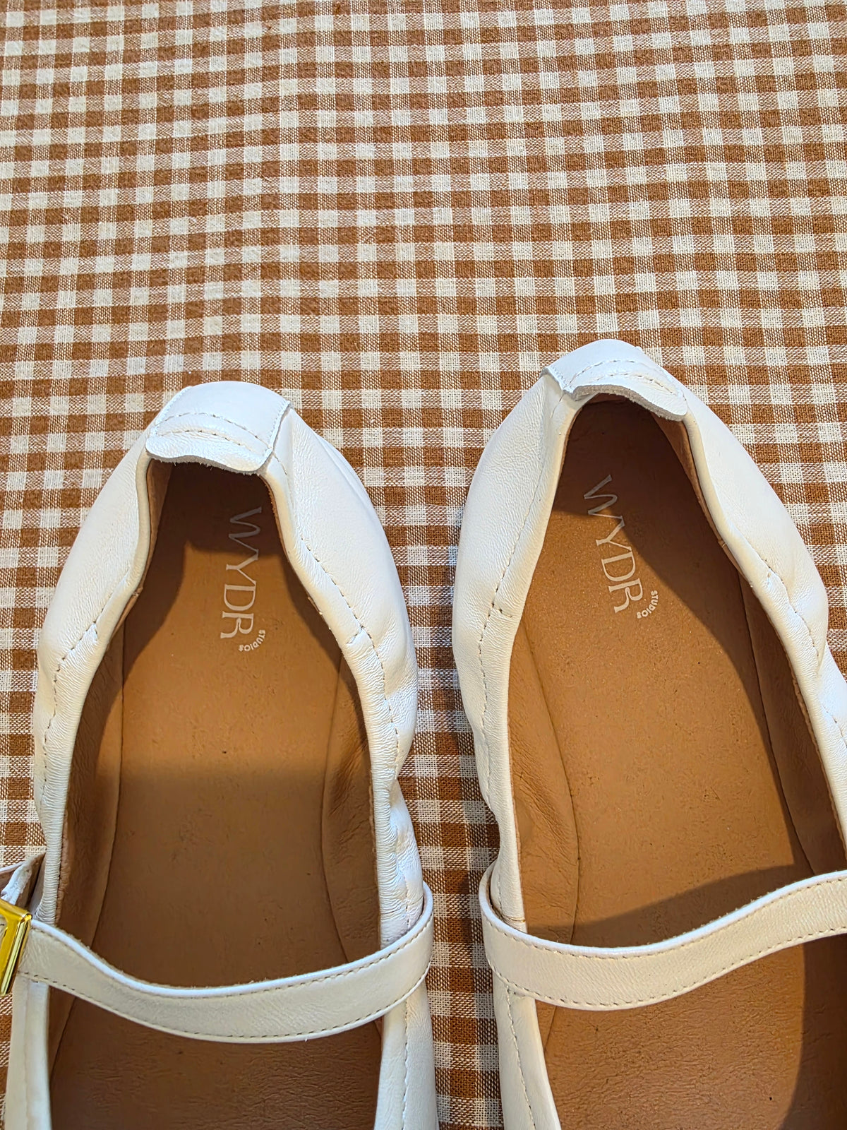 Wydr Mary Jane Leather Flats (10)