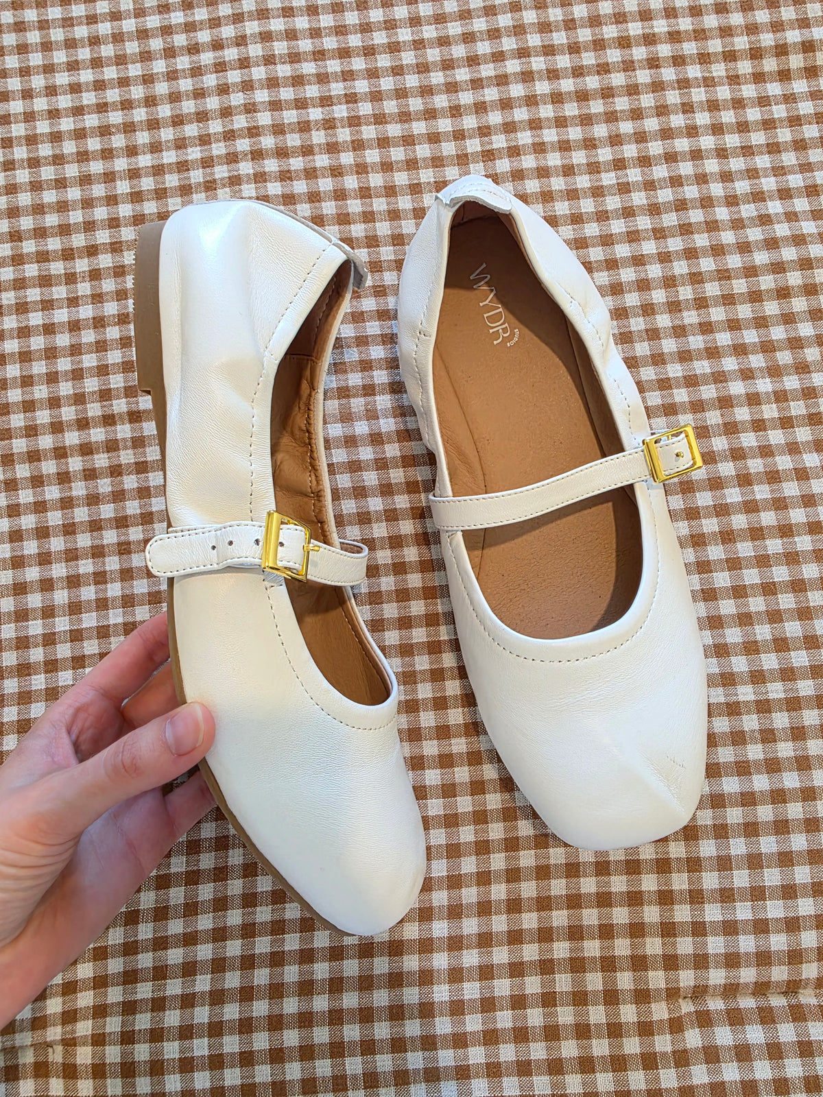 Wydr Mary Jane Leather Flats (10)