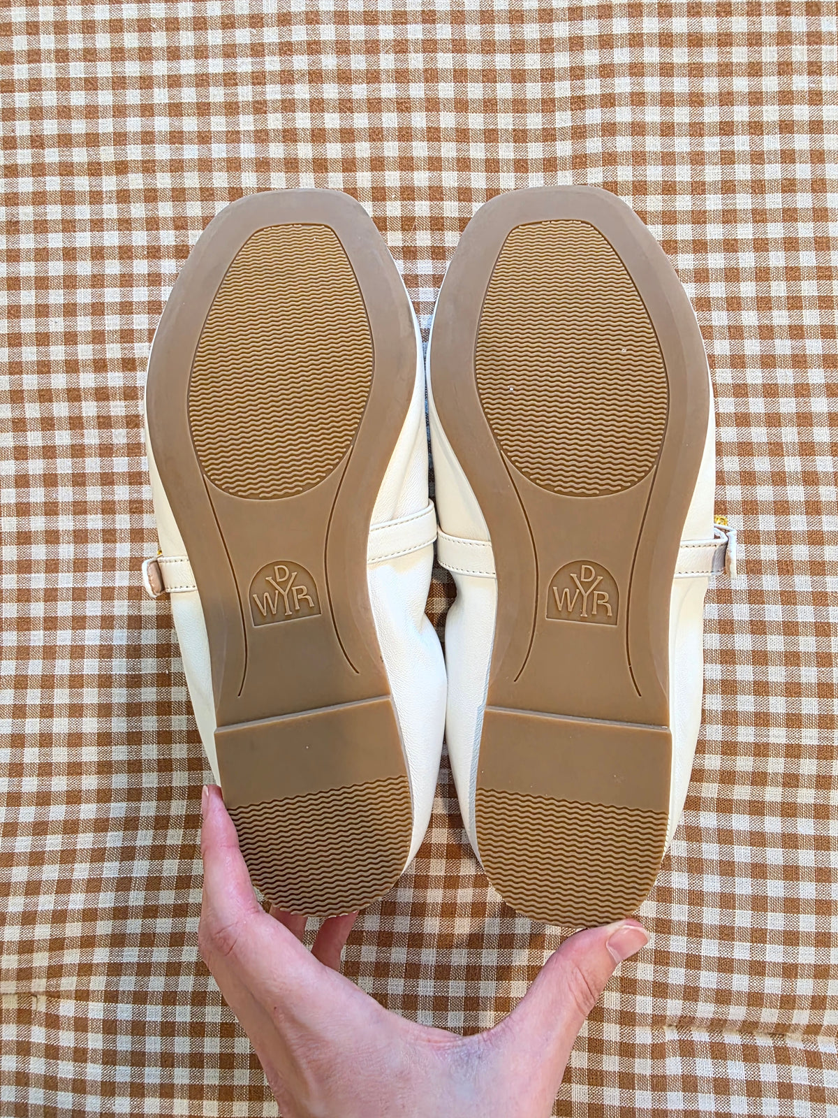 Wydr Mary Jane Leather Flats (10)