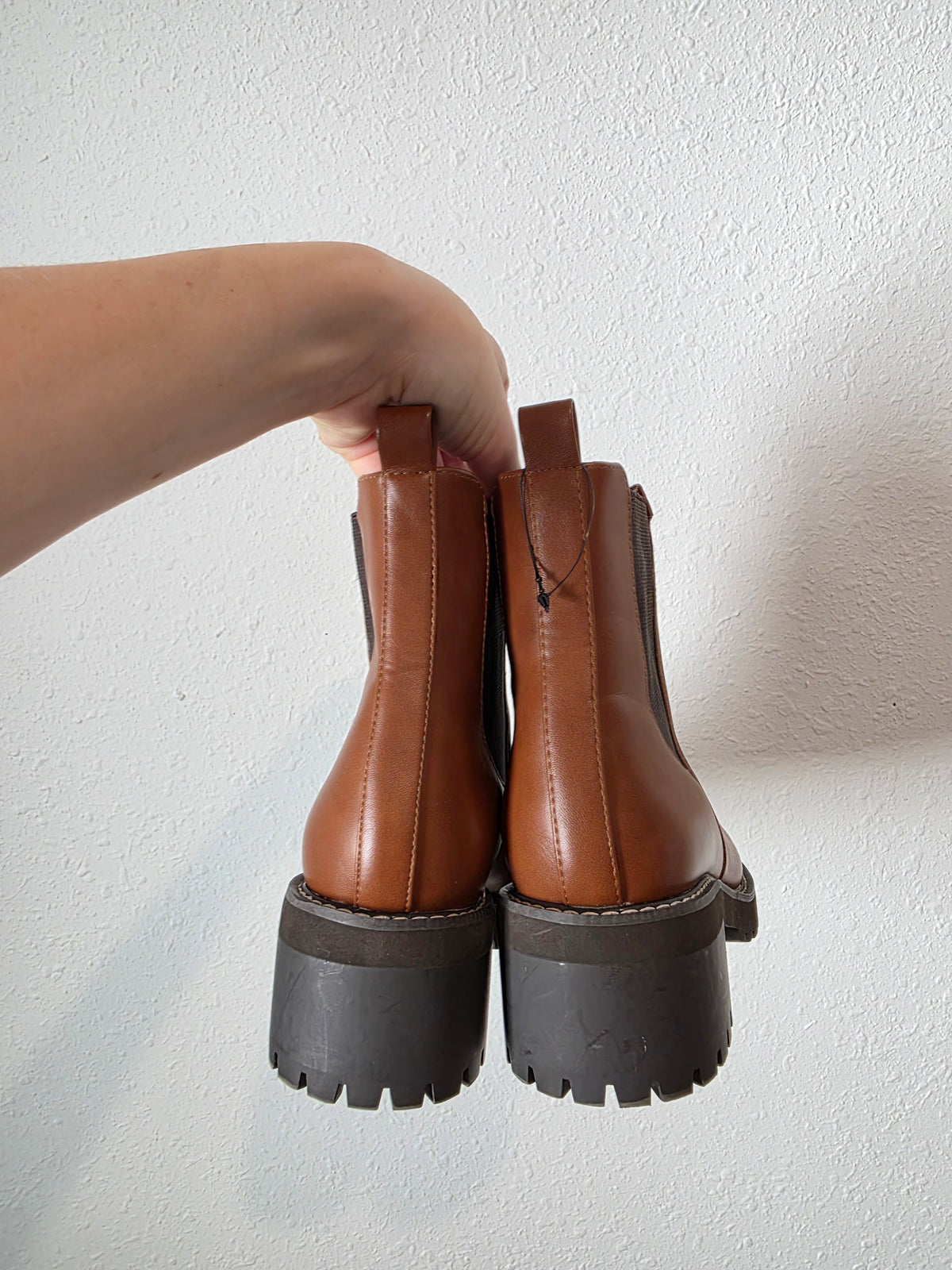 Brown Chelsea Ankle Boots (8W)