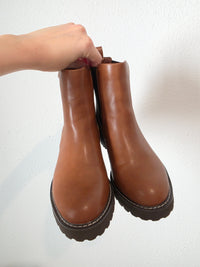Brown Chelsea Ankle Boots (8W)
