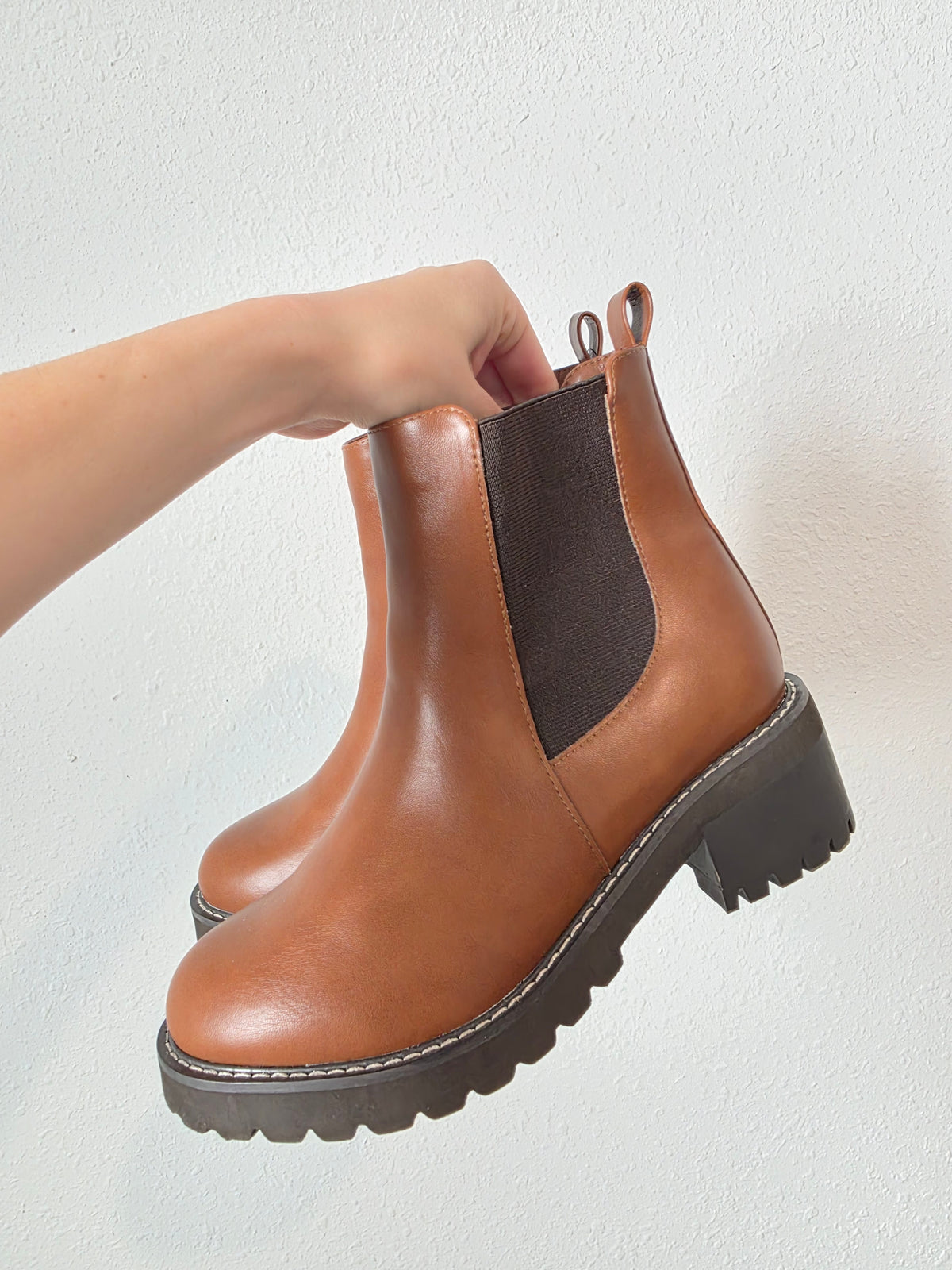 Brown Chelsea Ankle Boots (8W)