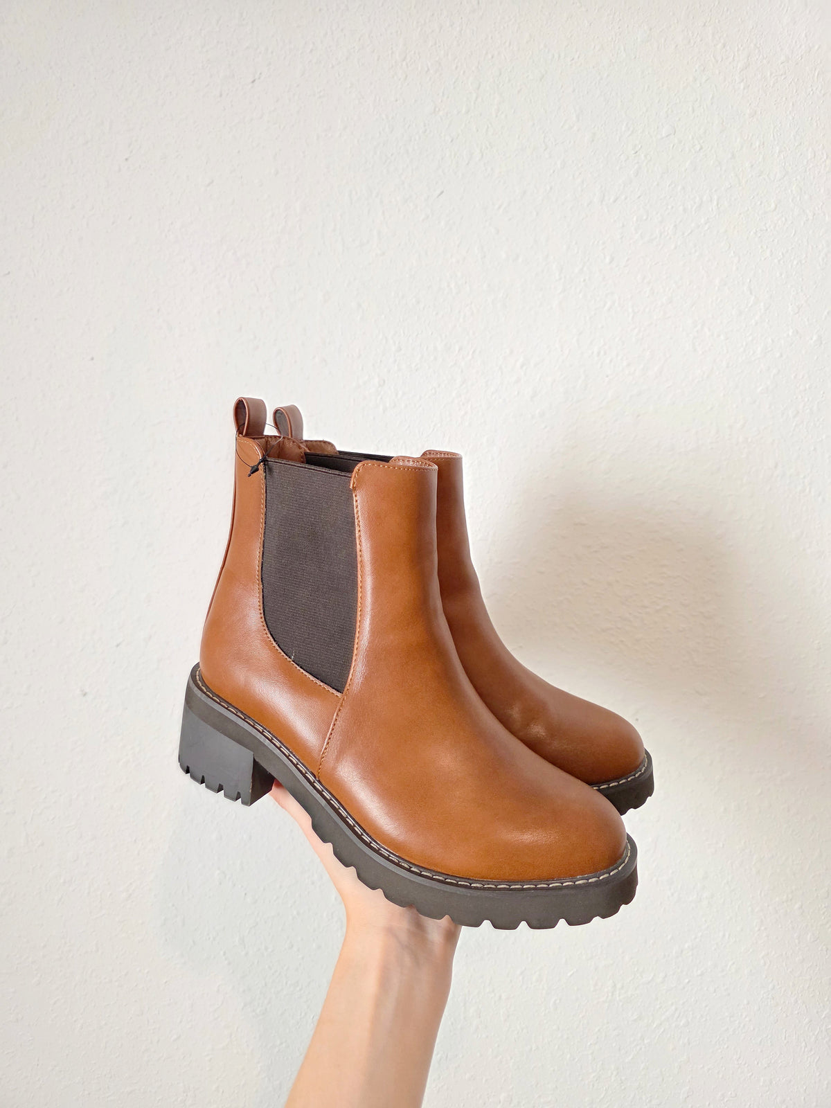 Brown Chelsea Ankle Boots (8W)