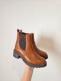 Brown Chelsea Ankle Boots (8W)