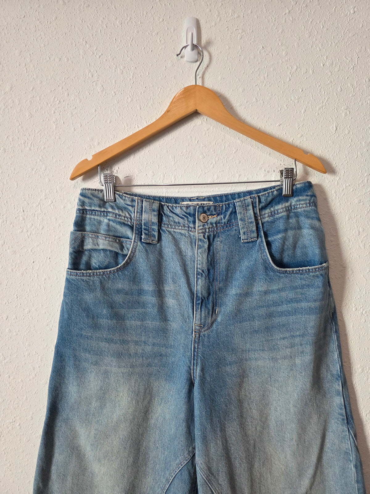 Free People Relaxed Wide Leg Jeans (27)