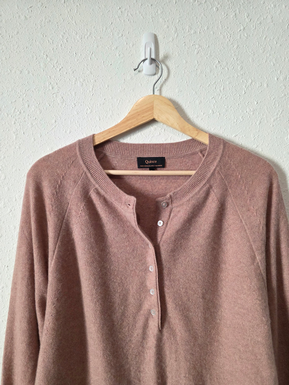 Quince Cashmere Henley Sweater (L)