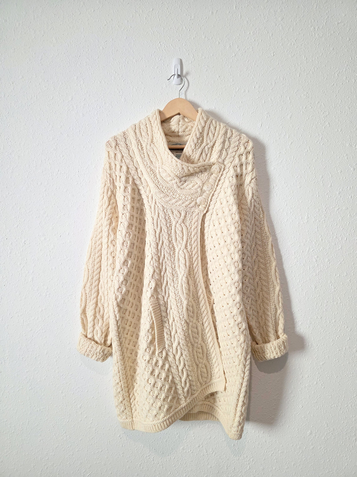Vintage Arancrafts Cable Knit Sweater (XXL)