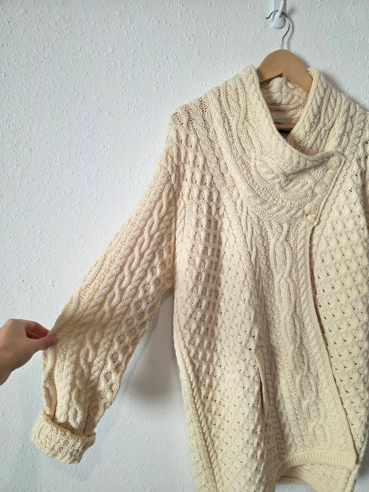 Vintage Arancrafts Cable Knit Sweater (XXL)