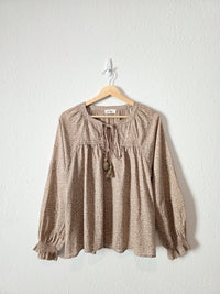 In Loom Dainty Floral Puff Sleeve Top (S)