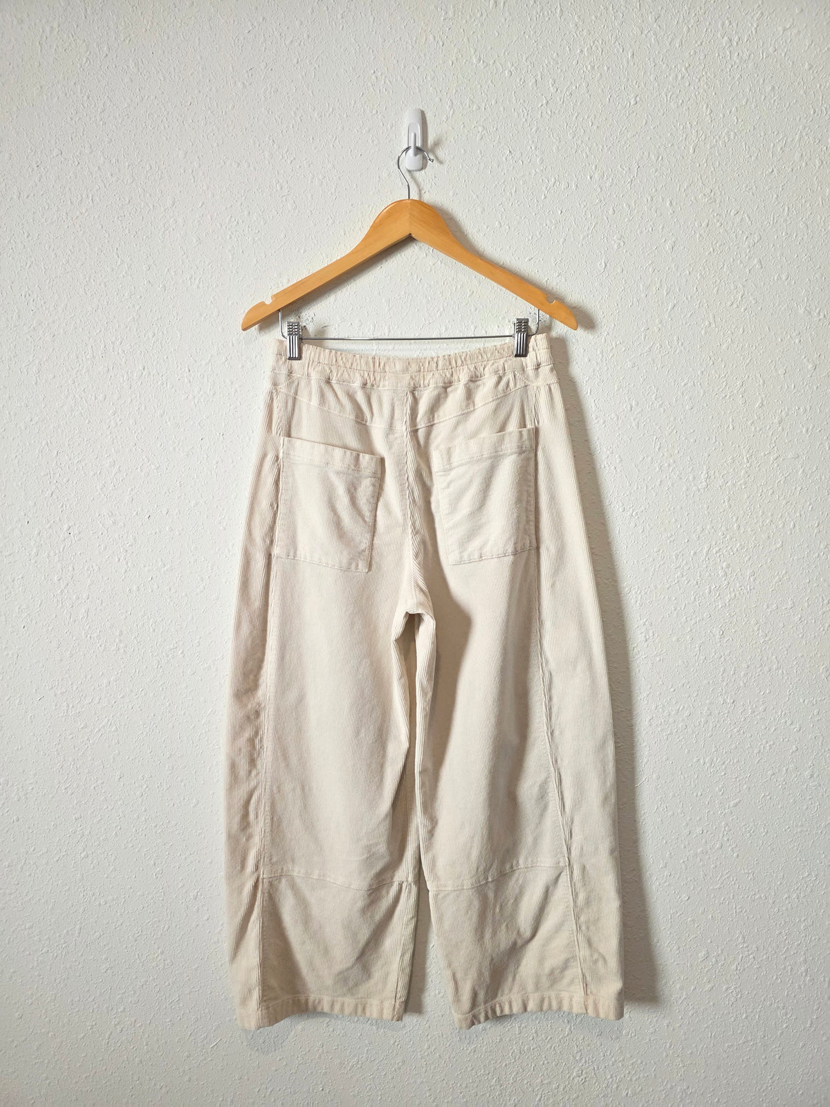 Pilcro Pull On Corduroy Barrel Pants (S)