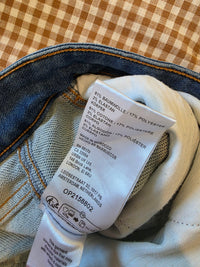 Pilcro Relaxed Barrel Jeans (20W)