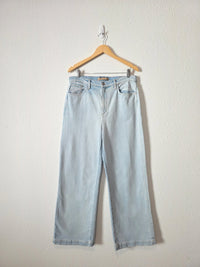 Joe's Light Wash Wide Leg Jeans (32)